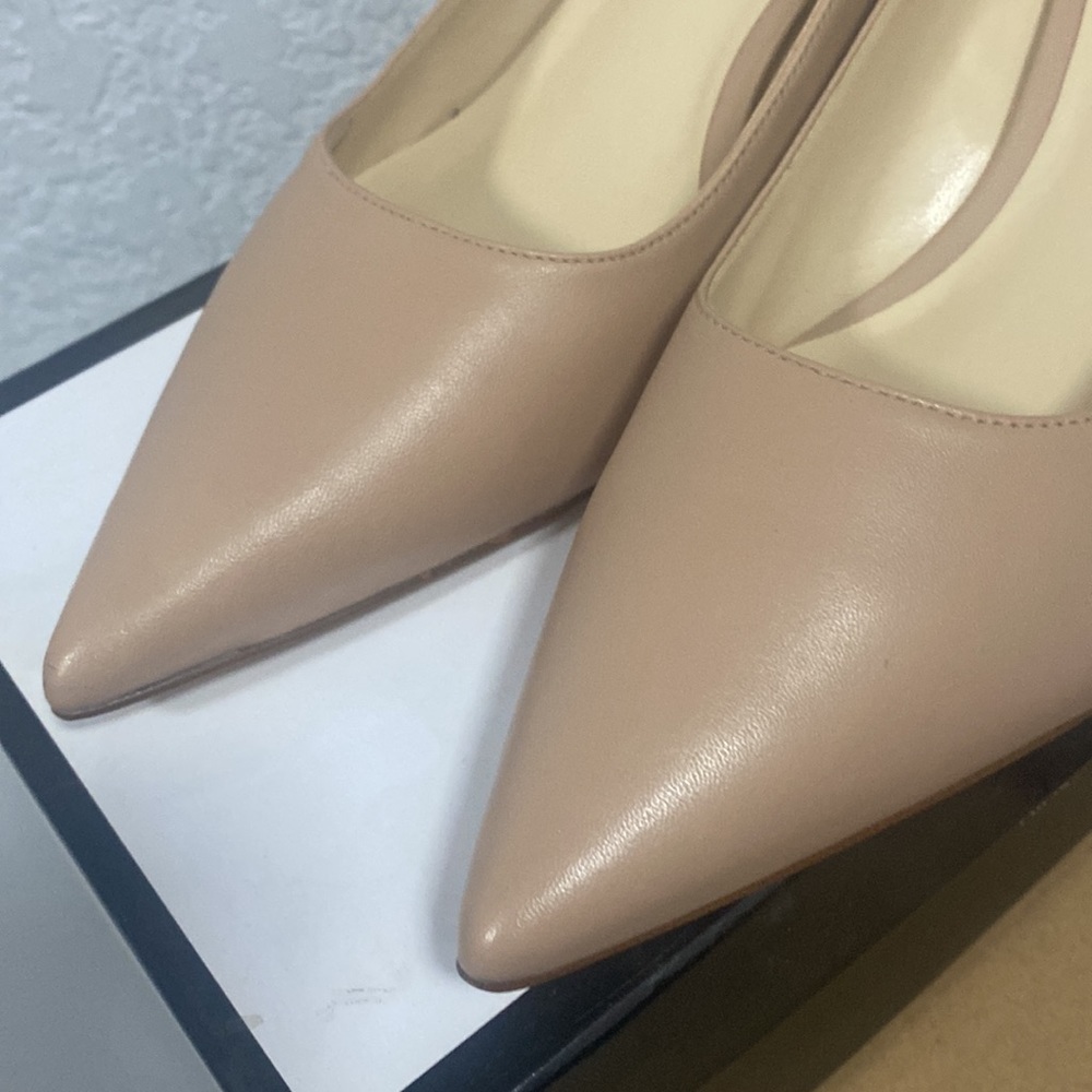 Pumps - Picture 4 of 7